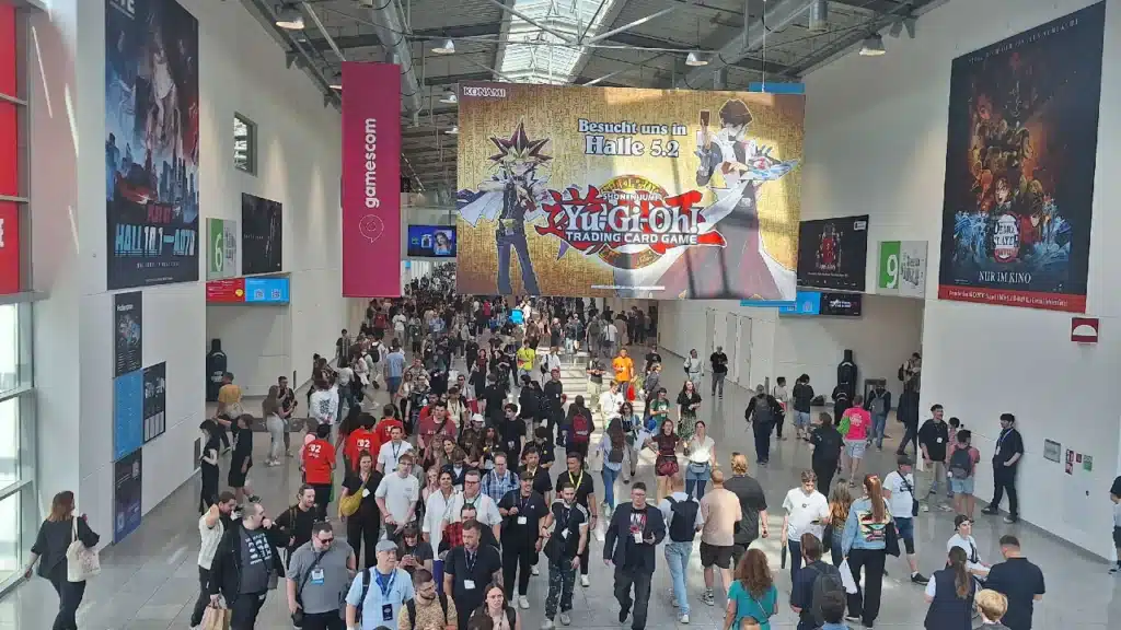 Messebesucher auf der Gamescom 2025 in Köln